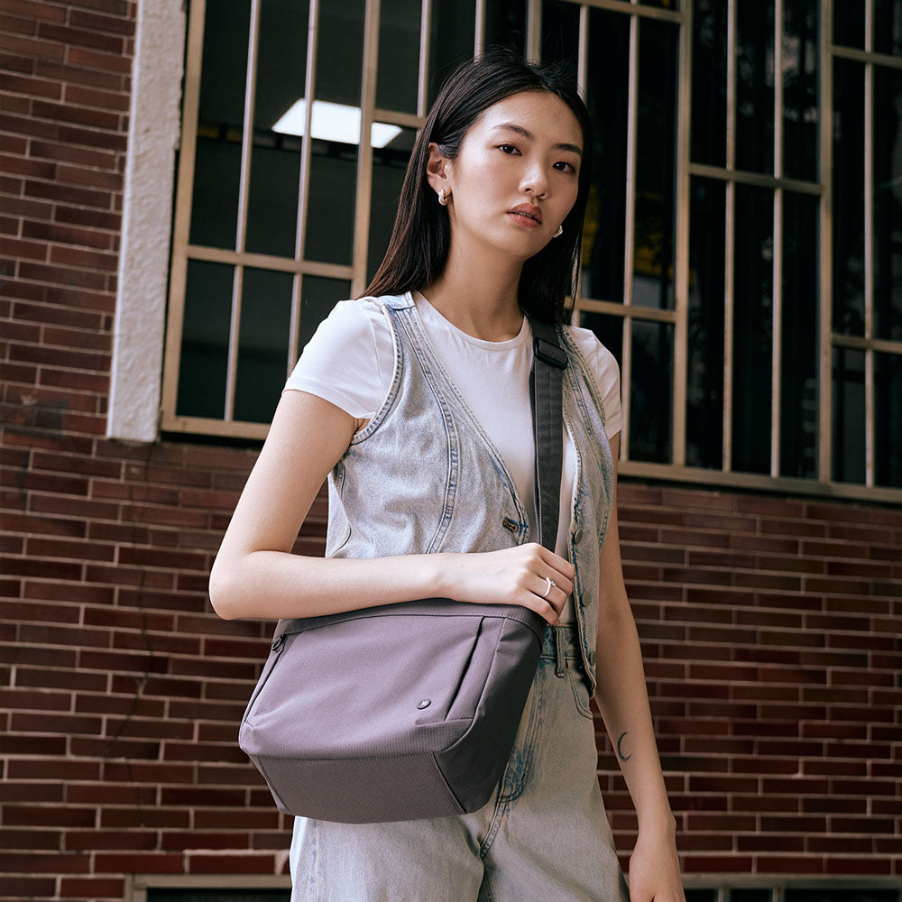LightFlow Simplicity Crossbody Bag S